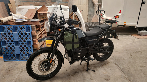 Himalayan Bs4 2021 Negra Con Accesorios Y 35.000km