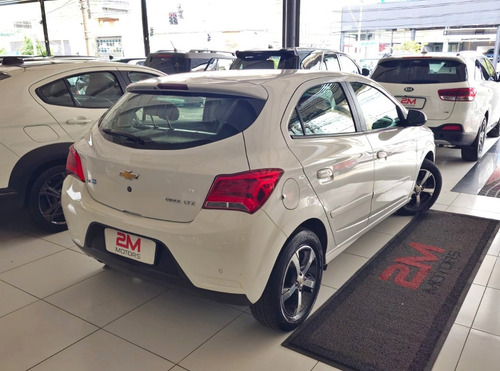 Chevrolet Onix 1.4 MPFI LTZ 8V FLEX 4P MANUAL
