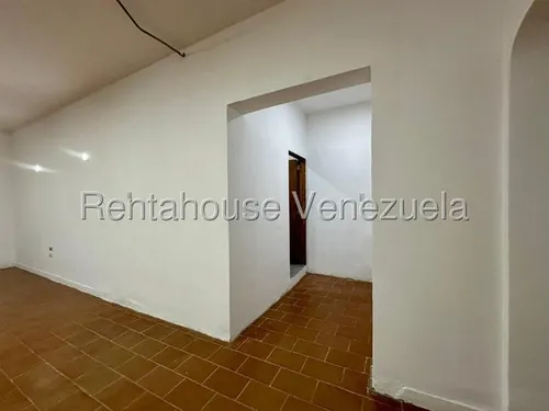Altamira Mls# 25-12384 Wm