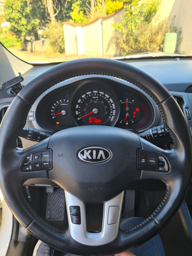 Imagem 10 de 13 de Kia Sportage 2014 2.0 Ex 4x2 Flex Aut. 5p