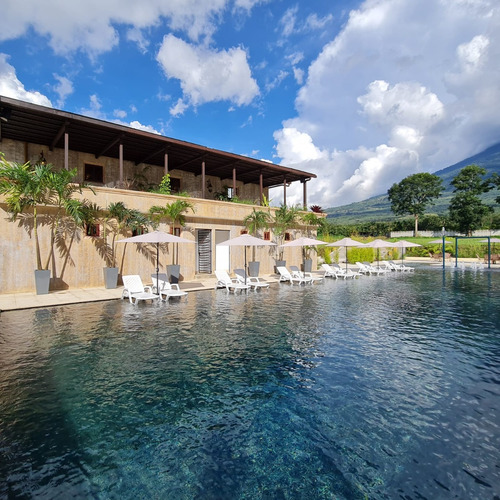 Imagen 14 de 18 de Casa En Venta En Club Residencial Exclusivo, Espectaculares Vistas Hacia Los Volcanes En #ciudadvieja A 15m De Antigua