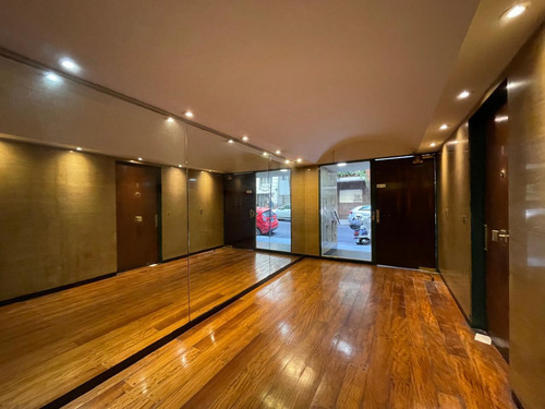 2 Ambientes En Barrio Norte Recoleta. En Venta!