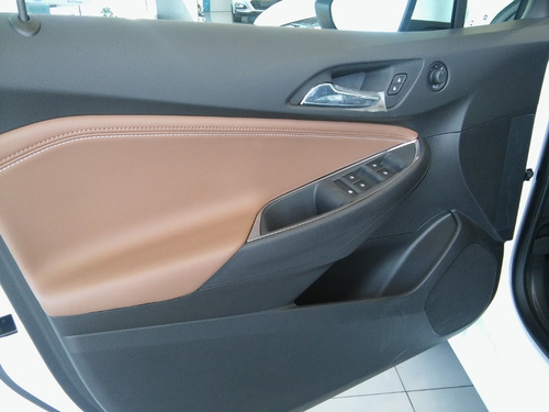 Chevrolet Cruze 5 1.4 Premier 5p