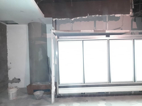 Imagen 12 de 12 de Se Vende Local Comercial En Obra Limpia De 140 Mtrs² En C.c El Recreo, Jfl 04242595983 0412 5437087