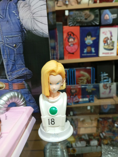 Figura Acción Androide 18 & Krilin Dragón Ball Z 30cm