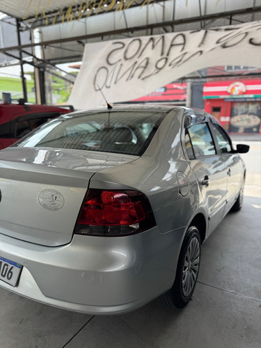 Volkswagen Voyage 1.0 Vht Trend Total Flex 4p