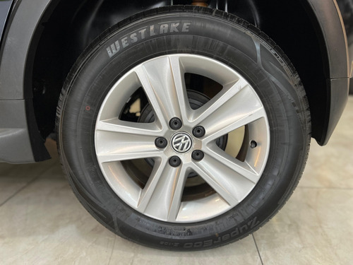 Volkswagen Crossfox 1.6 MI 8V FLEX 4P MANUAL