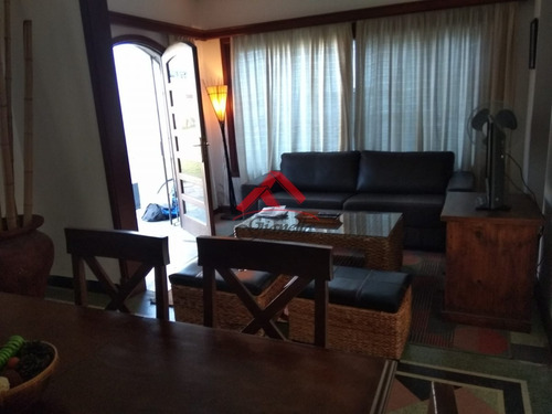 Casa En Playa Mansa - Ref: 1550