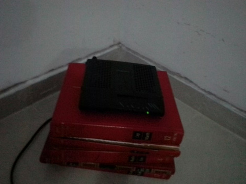 Imagen 3 de 5 de Moden Wifi Y Teléfono De Inter+telefonia