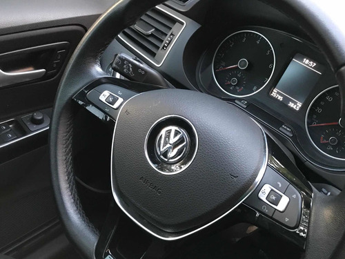 Volkswagen Suran 1.6 Highline 2018