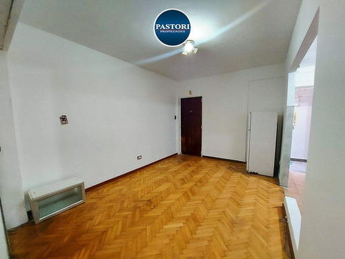 Imagen 19 de 19 de Olivos Bajo. Depto 2 Amb Con 2 Patios! Excel. Ubicacion!