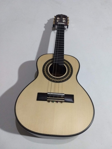 Imagem 3 de 9 de Cavaco Luthier Araujo Sc Jacarandá Abeto Novo Com Garantia