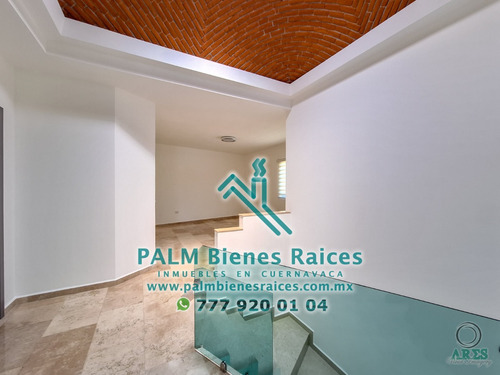 Casa Sola Con Alberca En Fraccionamiento Con Acceso Controlado, 4 Recámaras, 4.5 Baños, 3 Estacionamientos, Xochitepec, Morelos