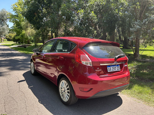 Ford Fiesta Kinetic 1.6 Titanium Powershift 120cv