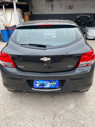 Chevrolet Onix 1.0 Joy 5p