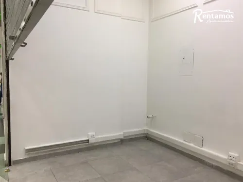 Local En Arriendo En Candelaria. Cod A11601