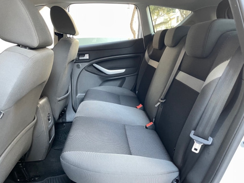 Imagen 10 de 14 de Ford Kuga