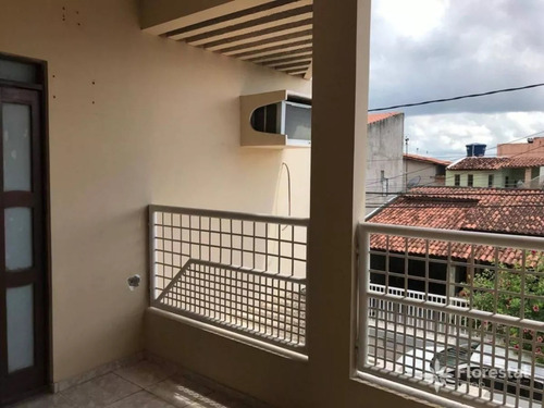 Casa Com 4 Dormitórios, Terreno De 10x20, Área Construída De 160m² - Próx A Av. Fraga Maia