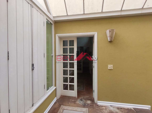 Imagem 25 de 30 de Casa Alto Padrão Com Excelente Localização. Oportunidade Única! - V5803