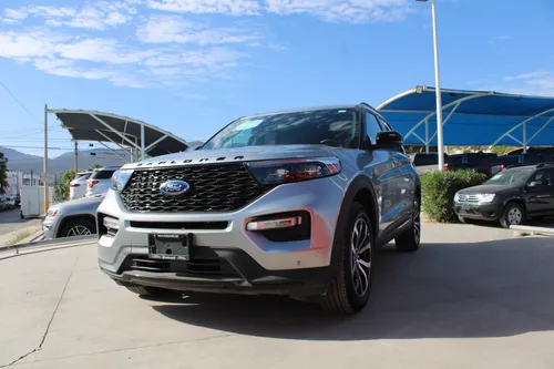 Ford Explorer 2023
