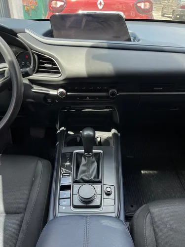 Mazda CX-30 2.0 touring automatica - tela