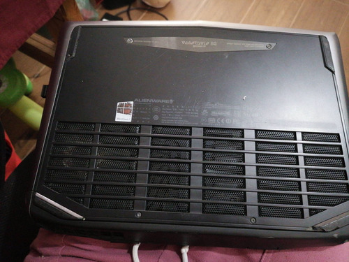 Laptop, Alienware, M14x (Usado)