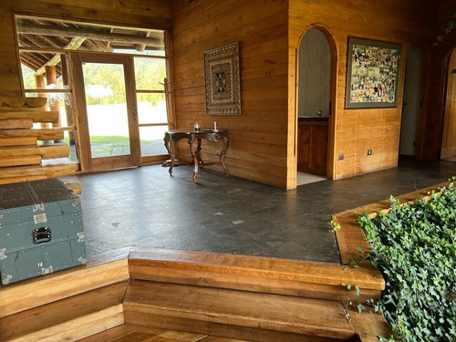 Imagen 6 de 29 de Maravillosa Casa, Sector Las Bandurrias, Pucón