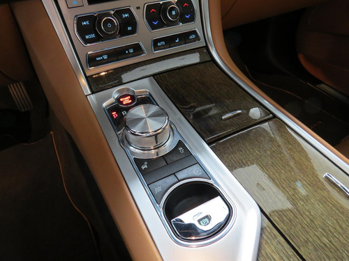 Imagem 9 de 12 de Jaguar Xf 3.0 V6 S/c Portfolio Gasolina Automático