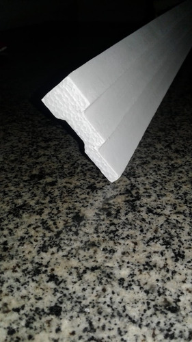 Imagem 8 de 9 de Moldura Isopor C Acabamento Massa 10cm 3 Degraus 20 Mts