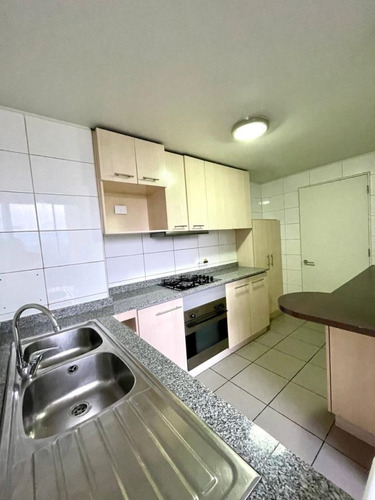 Arriendo Depto En Ñuñoa: 2d/2b/1e/1b, 19 Uf!