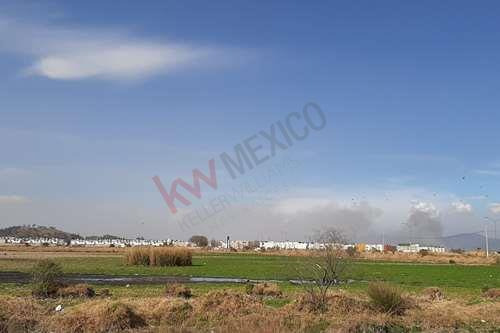 Venta De Terreno Siete Mil Metros Cuadrados Con Uso De Suelo Mixto Ideal Para Desarrolladores E I...