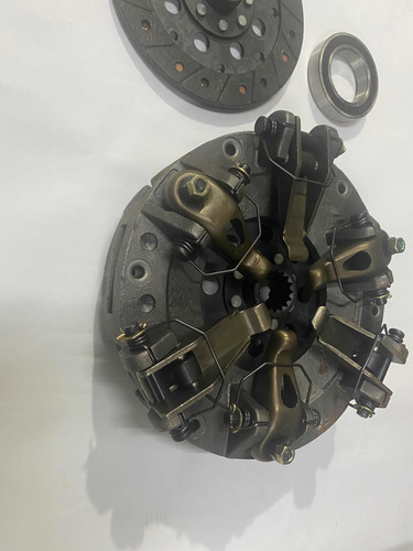 Imagem 2 de 3 de Kit Platô Embreagem Disco Tomada E Rolamento Jinma Fóton 254