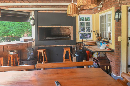 Venta Casa 4 Ambientes En Country Banco Provincia.