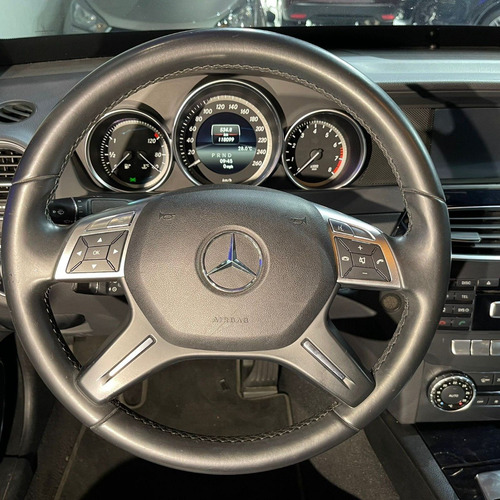 Imagem 7 de 10 de Mercedes-benz C 180