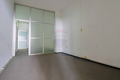 Venta Edificio Ciudad Vieja Con Gran Potencial