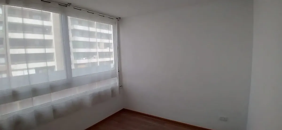 Imagen 3 de 6 de Amplio Departamento 3d2b+1e - Remodelado
