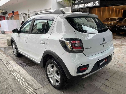Imagem 3 de 15 de Renault Sandero 1.6 Stepway 8v Flex 4p Manual