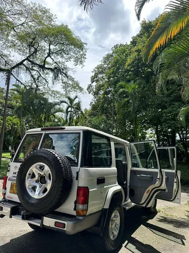 Land Cruiser Serie 76 V6 4.0