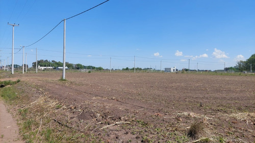 Vendo Lote Esquina De Grandes Dimensiones