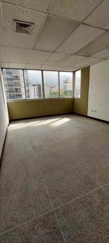 Imagen 12 de 13 de Oficina En Venta Urb. La Campiña C-19402
