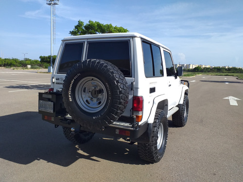 Toyota Macho Lx