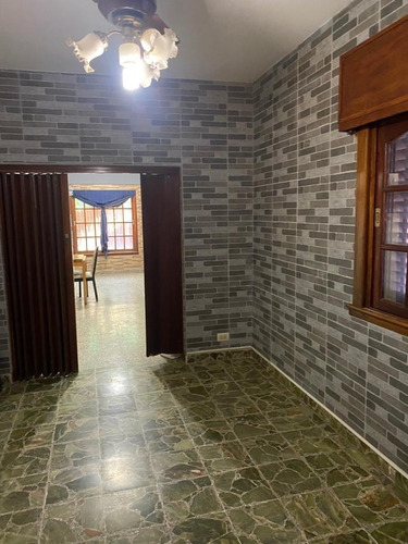 Imagen 6 de 7 de Venta De Casa 3 Ambientes, Excelente Ubicación Con Financiación Del 50%