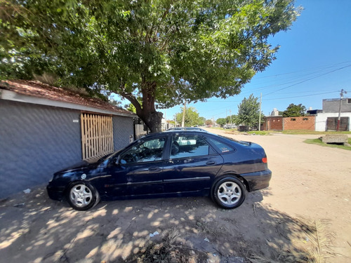 Renault Laguna Rxe 2.0 S