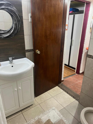 Se Vende - Muy Linda Casa En Pocitos Con Garage -