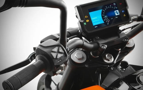 Imagen 7 de 16 de Duke 390 Km Moto Deportiva Financiada Urquiza Motos 2023