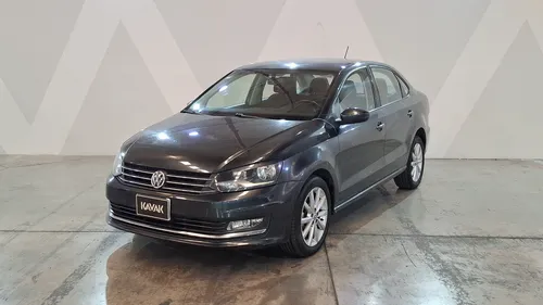 Volkswagen Vento 1.6 HIGHLINE AUTO