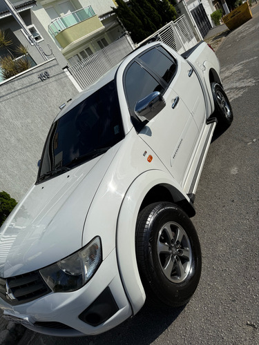 Mitsubishi L200 2.4 Triton Hls Cab. Dupla Flex 4p