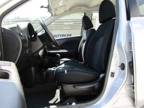 Imagen 10 de 15 de Nissan March 2018 5p Sr L4/1.6 Man