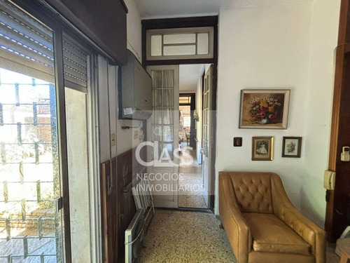 Venta Casa Esquina 2 Dorm, 2 Baños, Gran Terreno, Paso Molino