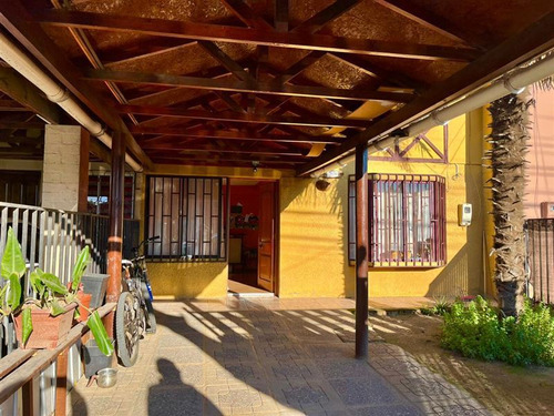 Excelente Casa En Venta De 3 Dorm. En Rancagua